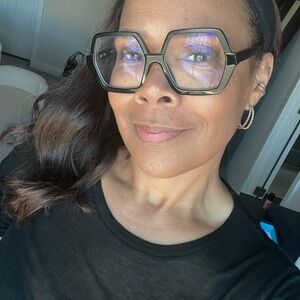 Stylish Black Geometric Glasses